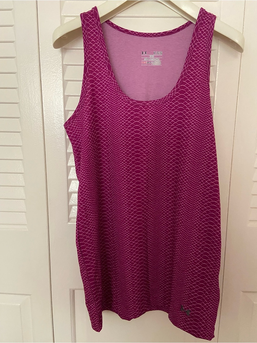 Under Armour Women's Fuchsia Patterned Scoop Neck Tank